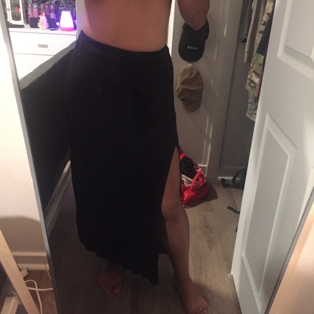 Slit skirt